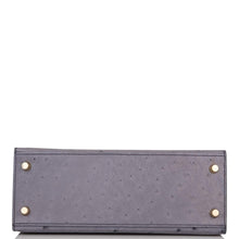 画像をギャラリービューアに読み込む, 【新品】エルメス ケリーセリエ25 |ホースシュー スタンプ (HSS)、バイカラー: グリ アゲートとブルー インディゴ、オーストリッチ レザー、ブラッシュ ゴールド ハードウェア