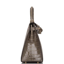 画像をギャラリービューアに読み込む, 【新品】エルメス ケリーセリエ28 |ホースシュー スタンプ (HSS)、グリ トゥルテレルとブルー サフィール、アリゲーター クロコダイル スキン、パーマブラス ハードウェア