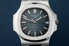画像をギャラリービューアに読み込む, 【中古】パテック フィリップ ノーチラス 5711/1A-010 「パテックシール」