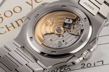 画像をギャラリービューアに読み込む, 【中古】パテック フィリップ ノーチラス 5711/1A-010 「パテックシール」
