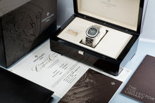 画像をギャラリービューアに読み込む, 【中古】パテック フィリップ ノーチラス 5711/1A-010 「パテックシール」