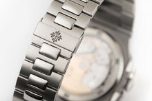 画像をギャラリービューアに読み込む, <transcy>※【中古】パテックフィリップ ノーチラス 5711/1A-010 「ジュネーブシール」</transcy>