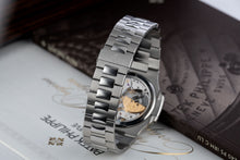 画像をギャラリービューアに読み込む, <transcy>*【中古】パテックフィリップ ノーチラス 5712/1A-001</transcy>