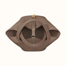 画像をギャラリービューアに読み込む, 【新品】エルメス ピコタンロック22 |トリヨンクレマンスレザー、ゴールドメッキ