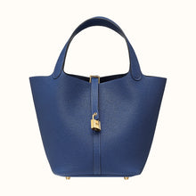 画像をギャラリービューアに読み込む, 【新品】エルメス ピコタンロック22 |トリヨン モーリス レザー、ゴールドメッキ