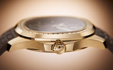 Load image into Gallery viewer, [New] Patek Philippe Aquanaut Luce Collection 5268/200R-010
