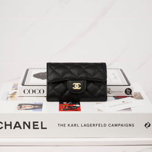 将图片加载到图库查看器中， [NEW] Chanel Classic Flap Card Holder | Grained Calfskin &amp; Gold-Tone Metal Black
