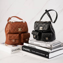 將圖片加載到圖庫查看器中， [NEW] Chanel 23A Small Backpack | Calfskin Brown &amp; Gold-Tone Metal
