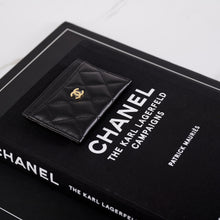 Muatkan imej ke dalam penonton Galeri, [NEW] Chanel Classic Card Holder | Grained Calfskin &amp; Gold-Tone Metal Black

