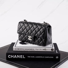 Muatkan imej ke dalam penonton Galeri, [NEW] Chanel Mini Rectangular Flap Bag | Lambskin Black &amp; Silver-Tone Metal
