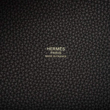 Muatkan imej ke dalam penonton Galeri, [New] Hermès Picotin Lock 18 | Noir/Black, Clemence Leather, Gold Hardware
