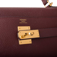 Load image into Gallery viewer, [NEW] Hermès Kelly Retourne 32 | Bordeaux, Togo Leather, Gold Hardware
