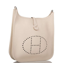 Load image into Gallery viewer, [New] Hermès Craie Clemence Evelyne III PM Bag Palladium Hardware
