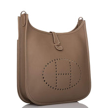 Load image into Gallery viewer, [New] Hermès Etoupe Clemence Evelyne III PM Bag Palladium Hardware
