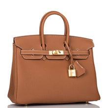 Muatkan imej ke dalam penonton Galeri, [New] Hermès Gold Togo Birkin 25cm Gold Hardware
