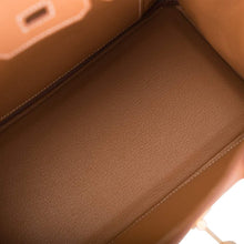 Muatkan imej ke dalam penonton Galeri, [New] Hermès Gold Togo Birkin 25cm Gold Hardware
