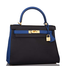 Load image into Gallery viewer, [NEW] Hermès Kelly Retourne 28 | Horseshoe Stamp (HSS), Bi-Color Black and Bleu Electric, Clemence Leather, Brushed Gold Hardware
