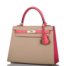 Load image into Gallery viewer, [NEW] Hermès Horseshoe Stamp (HSS) Bi-Color Trench and Rose Azalee Epsom Sellier Kelly 25cm Permabrass  Hardware
