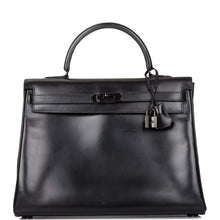 Load image into Gallery viewer, [Preloved - Excellent] Hermès Kelly Retourne 35 | SO Black, Box Leather, Black Hardware
