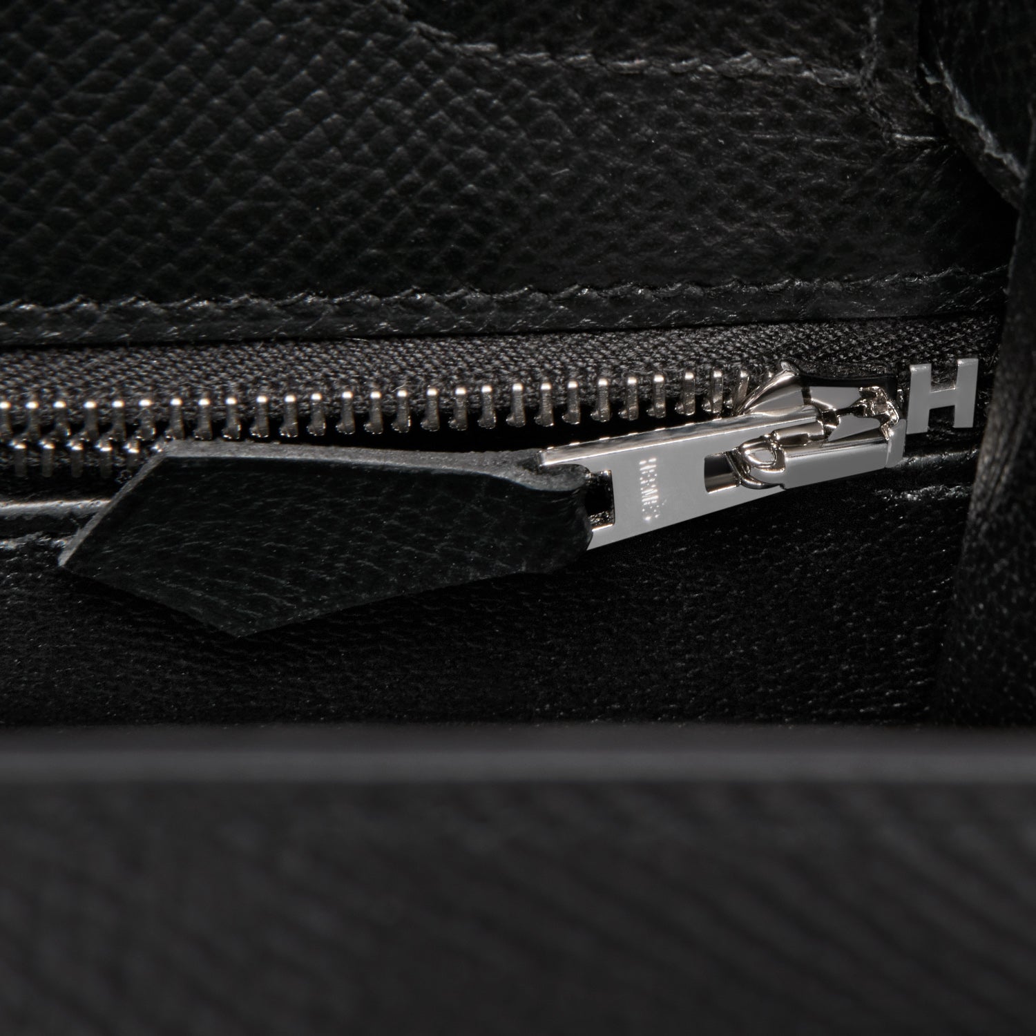 Hermes Kelly Sellier Rigide 28CM Bag Epsom Leather Palladium Hardware, CK89  Noir