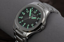 Load image into Gallery viewer, [New] Patek Philippe Aquanaut 5167/1A-001 | Date • Sweep Seconds

