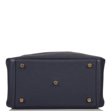 Load image into Gallery viewer, [New] Hermès Lindy 26 | Bleu Nuit, Taurillon Clemence Leather, Gold Hardware

