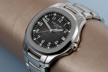 Load image into Gallery viewer, [Pre-owned] Patek Philippe Aquanaut 5167/1A-001 | Date • Sweep Seconds
