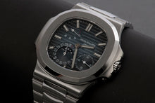 Load image into Gallery viewer, [Pre-owned] Patek Philippe Nautilus 5712/1A-001
