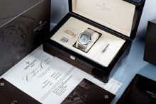 Load image into Gallery viewer, [NEW] Patek Philippe Nautilus 5726/1A-014
