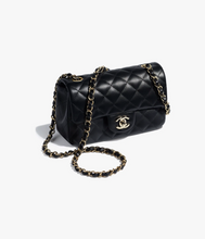 Muatkan imej ke dalam penonton Galeri, [NEW] Chanel Mini Rectangular Flap Bag | Lambskin Black &amp; Gold-Tone Metal
