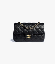 Muatkan imej ke dalam penonton Galeri, [NEW] Chanel Mini Rectangular Flap Bag | Lambskin Black &amp; Gold-Tone Metal
